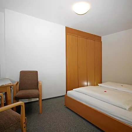 Otel Gasthaus Adler *