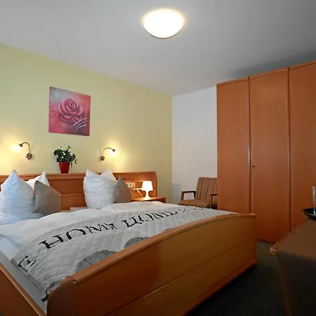 Gasthaus Adler Otel *